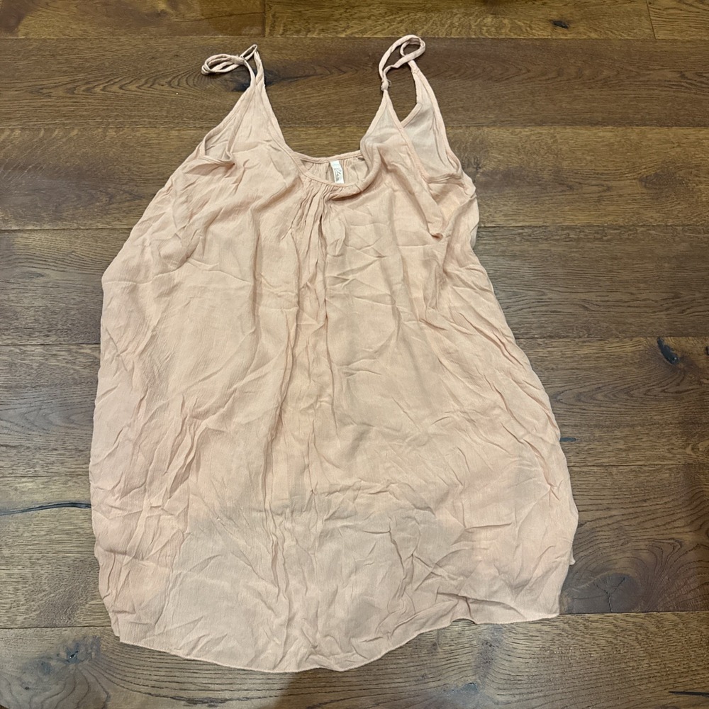 Peach Spaghetti‎ Strap Dress Low Cut Adjustable Straps Size Small